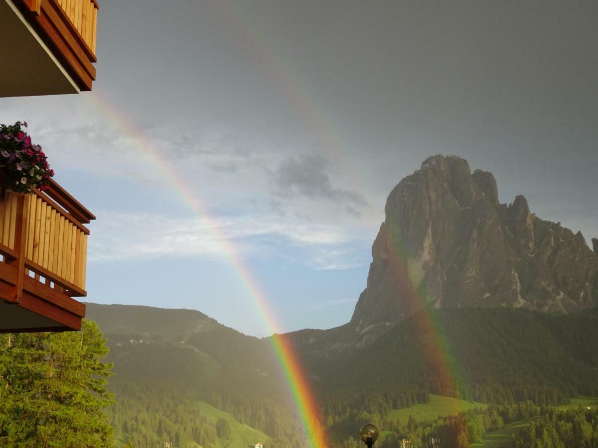 Apartments La Mana Santa Cristina Val Gardena Exterior foto